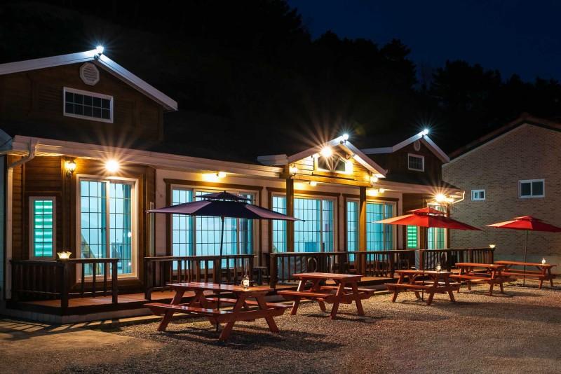 영덕 블루마린펜션 (Youngdeok Blue Marine Pension)