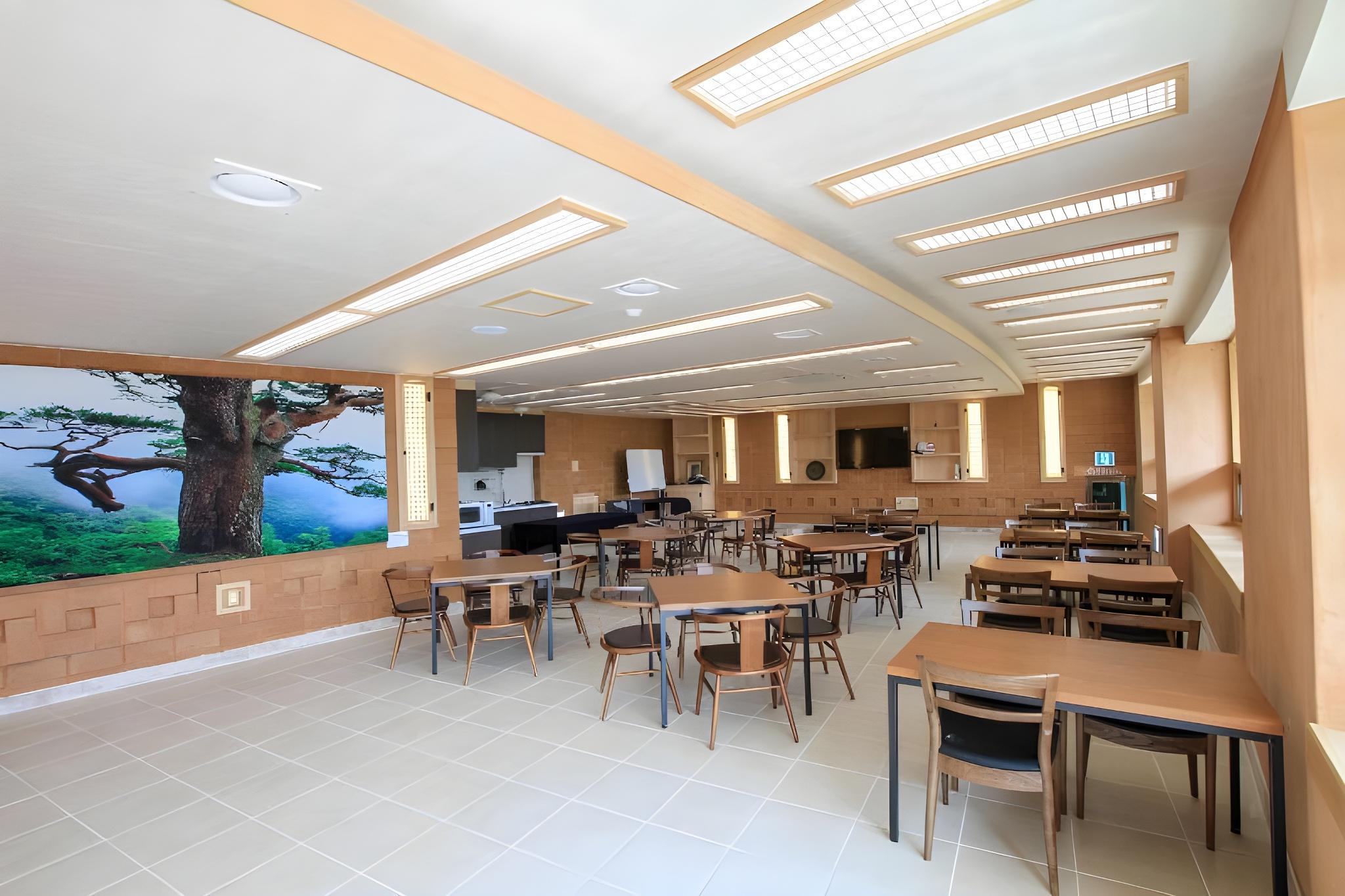 호텔드포레 (Hotel Deforre)