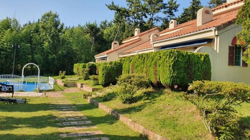 태안 청포대썬셋 리조트 앤 카라반 (Taean Cheongpodae Sunset Resort and Caravan)