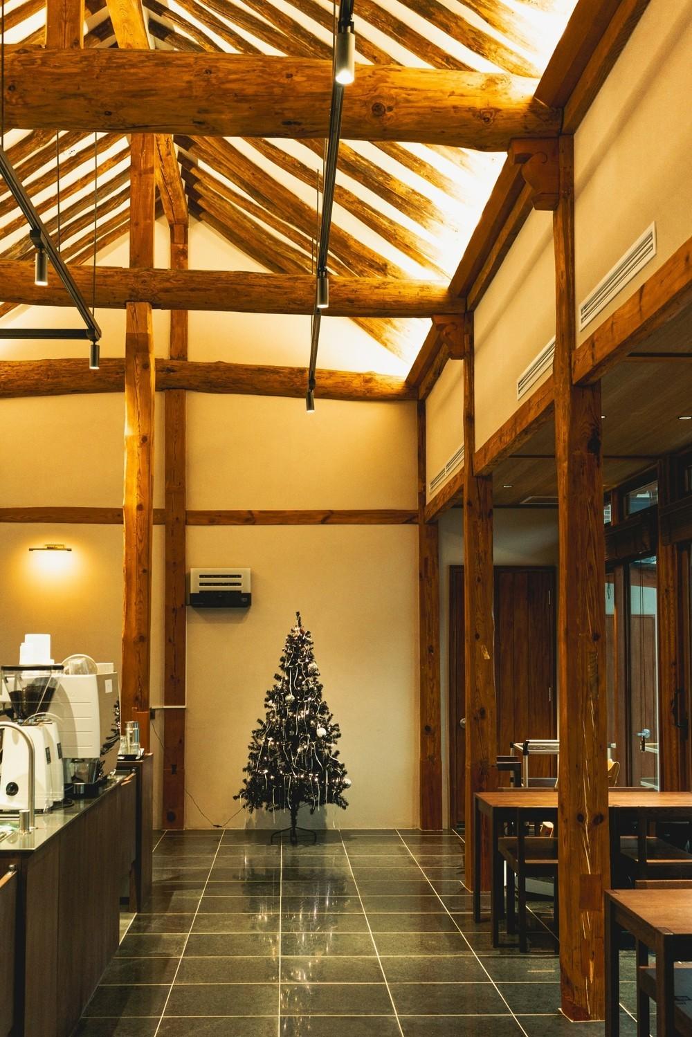 명지각 (Myeongjigak)