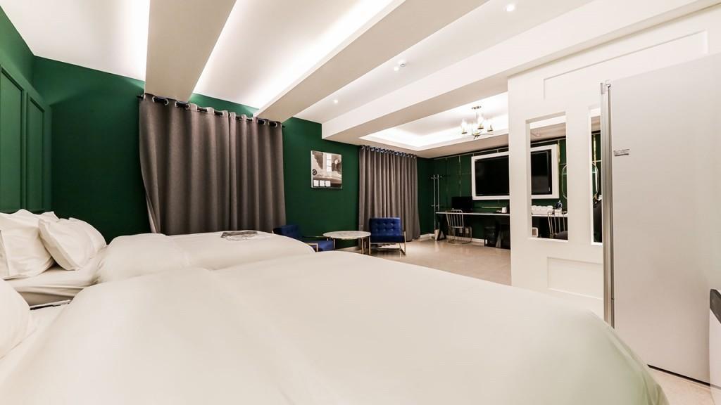 호텔 공주 (Hotel Princess)