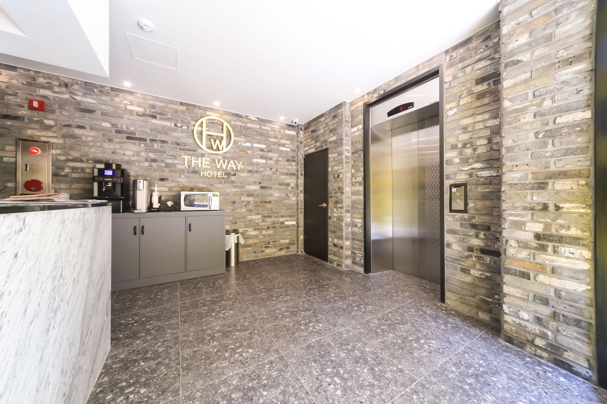 더웨이 호텔 부산역 (The Way Hotel Busan Station)