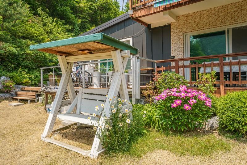 홍천 몽블랑펜션(오션월드, 골프장 인근) (Hongcheon Mont Blanc Pension (Near Ocean World, Golf Course))