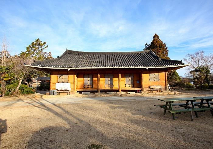 Hambakgol Big Rooftop Pension