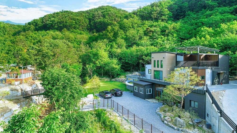 포천 하늘향기 키즈풀빌라 (Pocheon Skyaroma Kids Pool Villa)