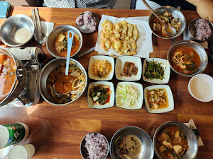육전과 된장찌개가 맛있는 진된장 분당 정자점