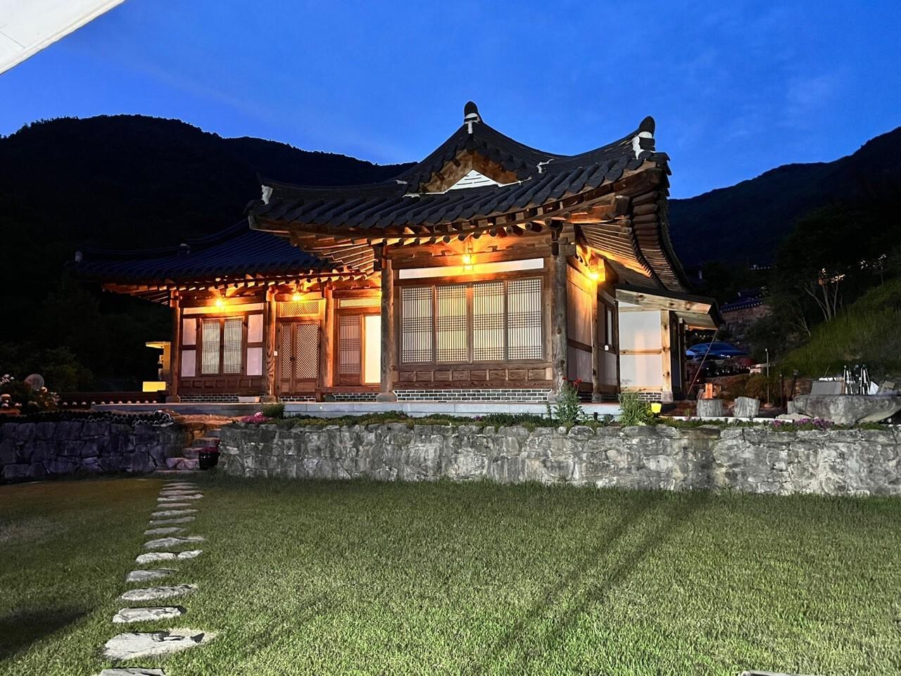 완주한옥 펜션휴림 (wanjuhanog pensyeonhyurim)