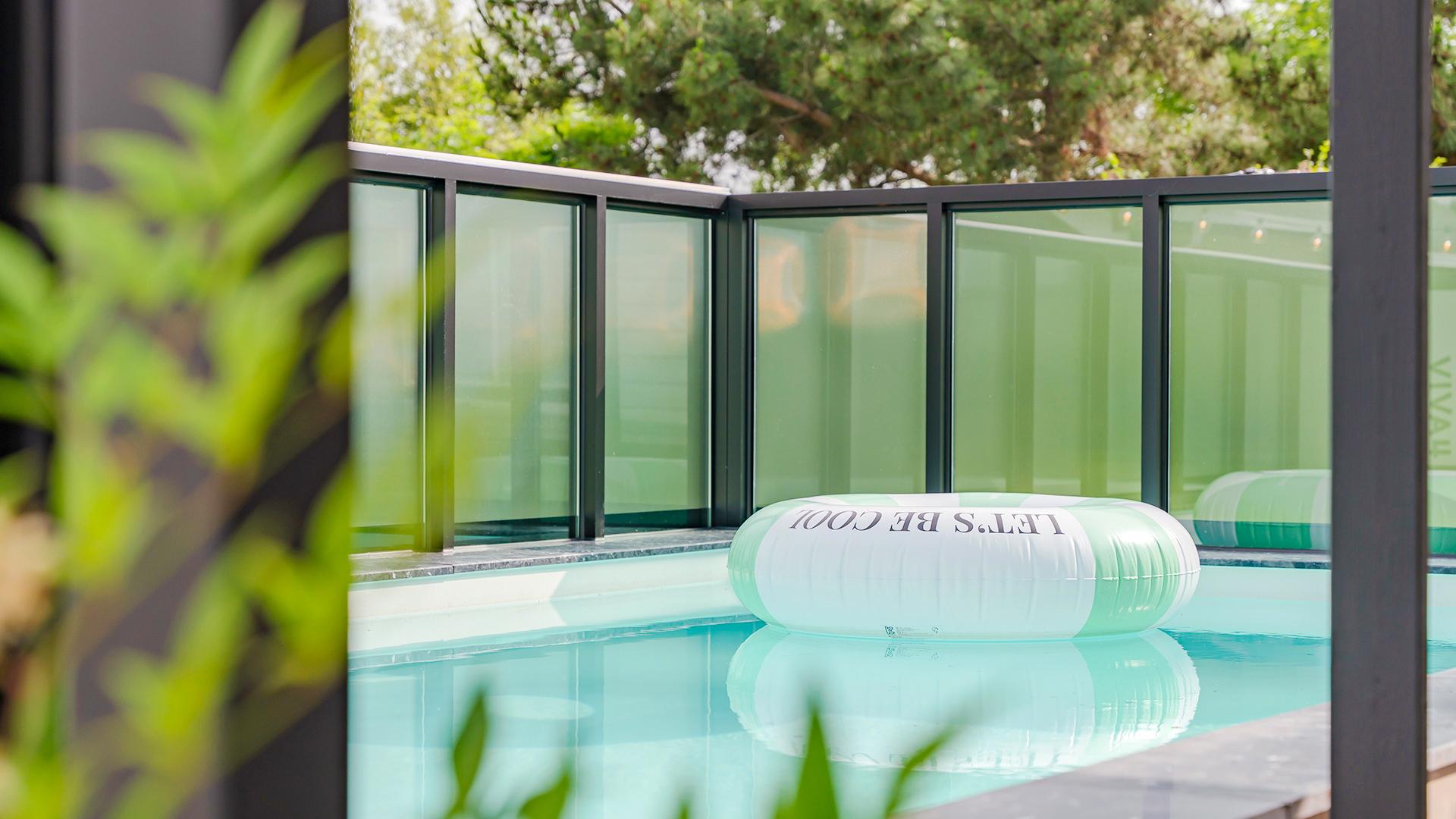 태안(안면도)비바온 풀빌라 펜션(태안빛축제 도보1분) (Taean (Anmyeondo) Vivaon Pool Villa Pension (1-minute walk from Taean Light Festival))