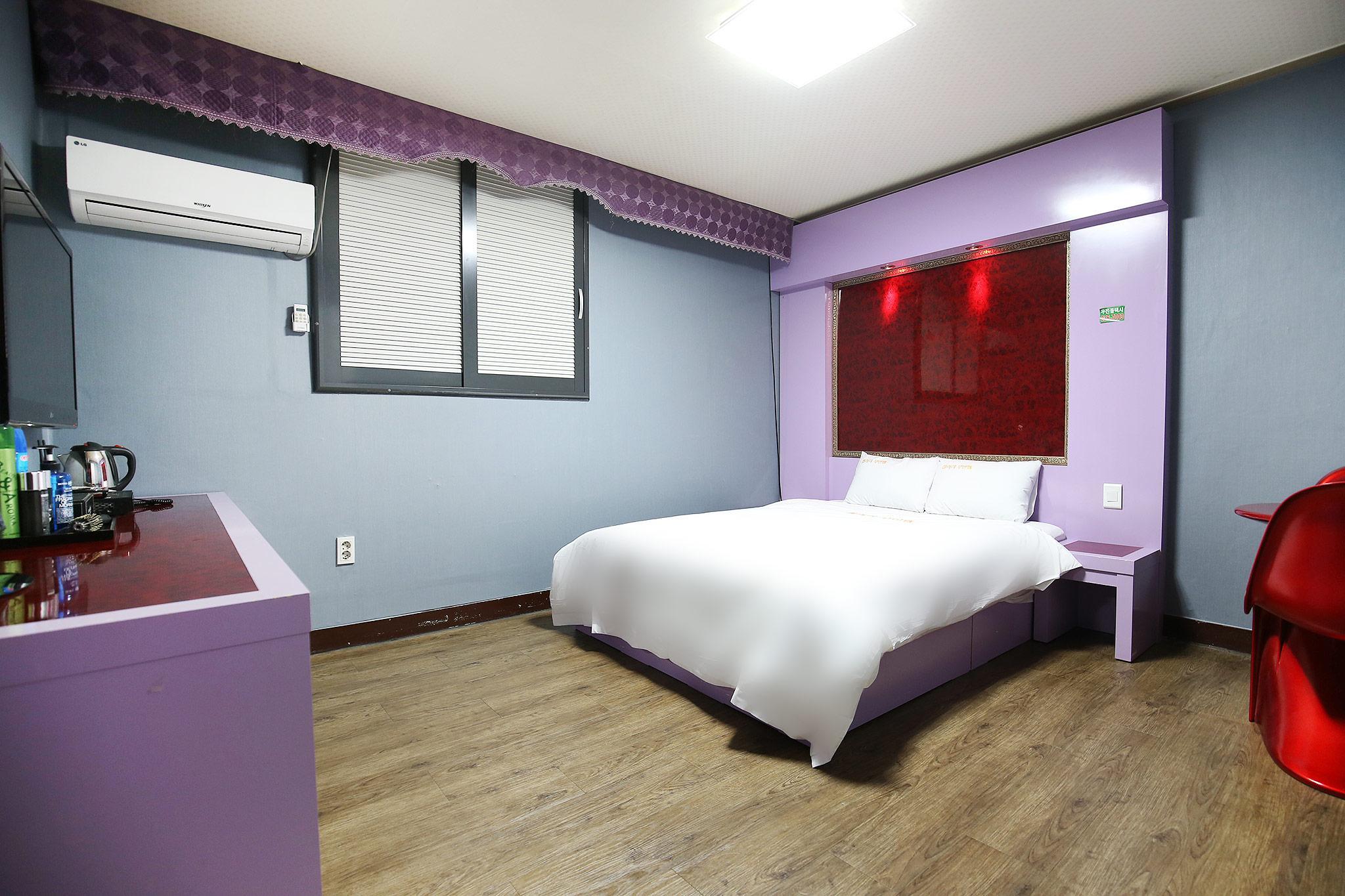 증평 갤러리 무인텔 (Jeungpyeong Gallery Self check-in Motel)