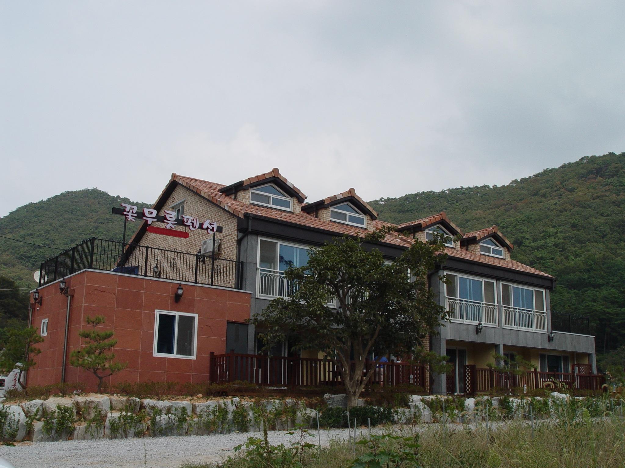 고창 꽃무릇펜션 (Gochang Flower Pension)