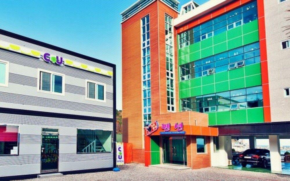 영덕 개미똥꾸펜션 (Yeongdeok Gaemitongkku Pension)