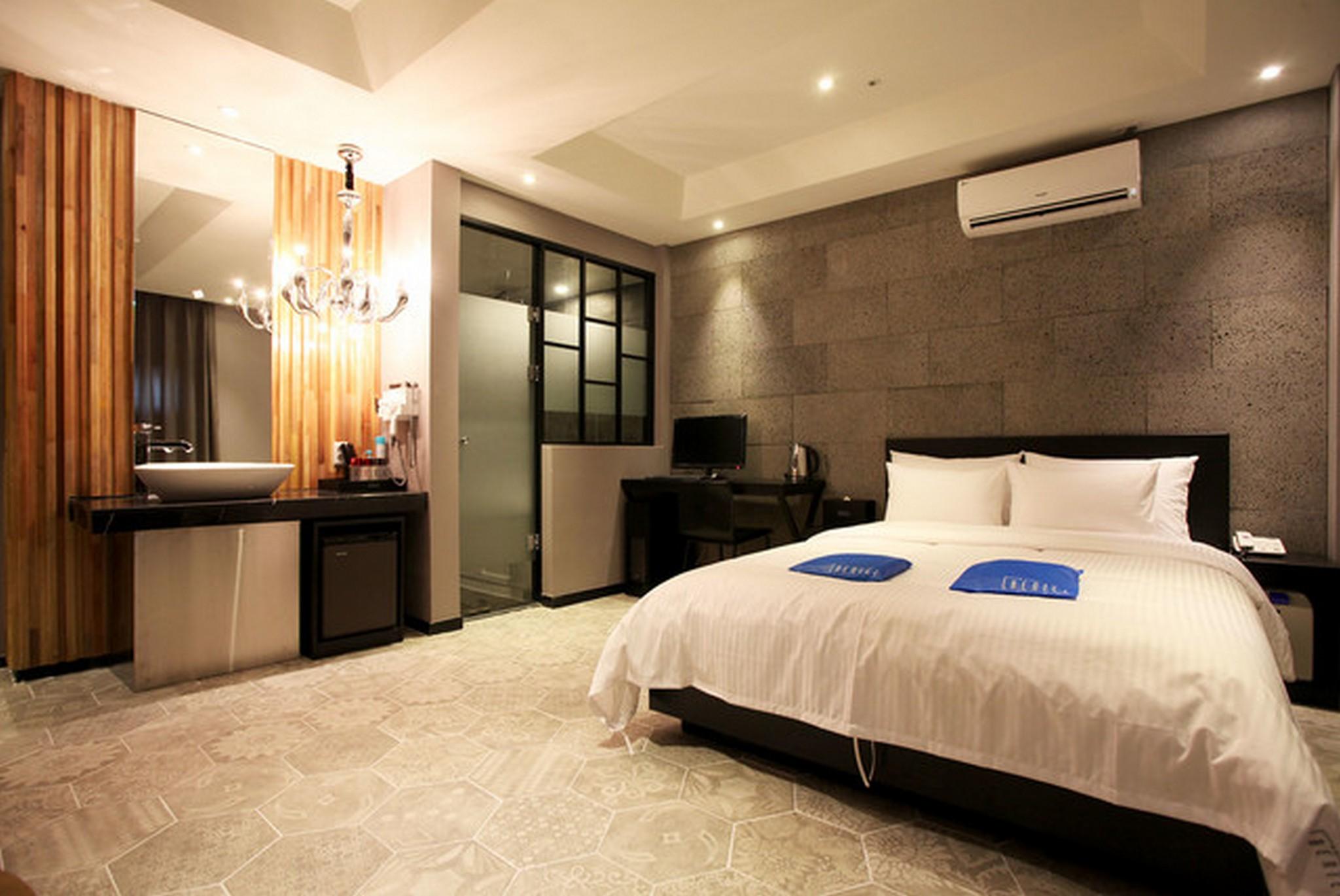 안산 Boutique Hotel 레니엘 (Ansan Boutique Hotel Reniel)