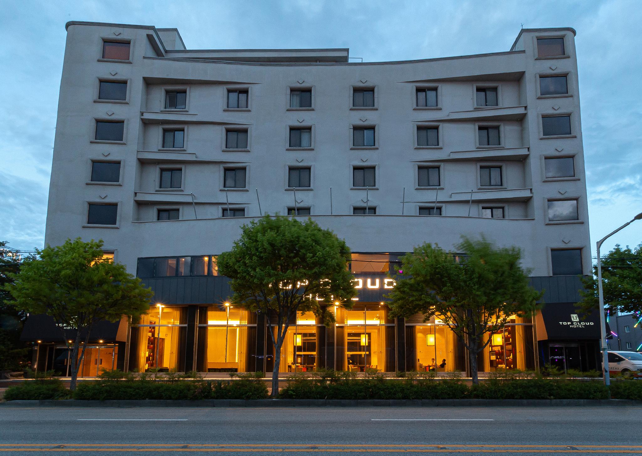 탑클라우드호텔 익산 (Top Cloud Hotel Iksan)