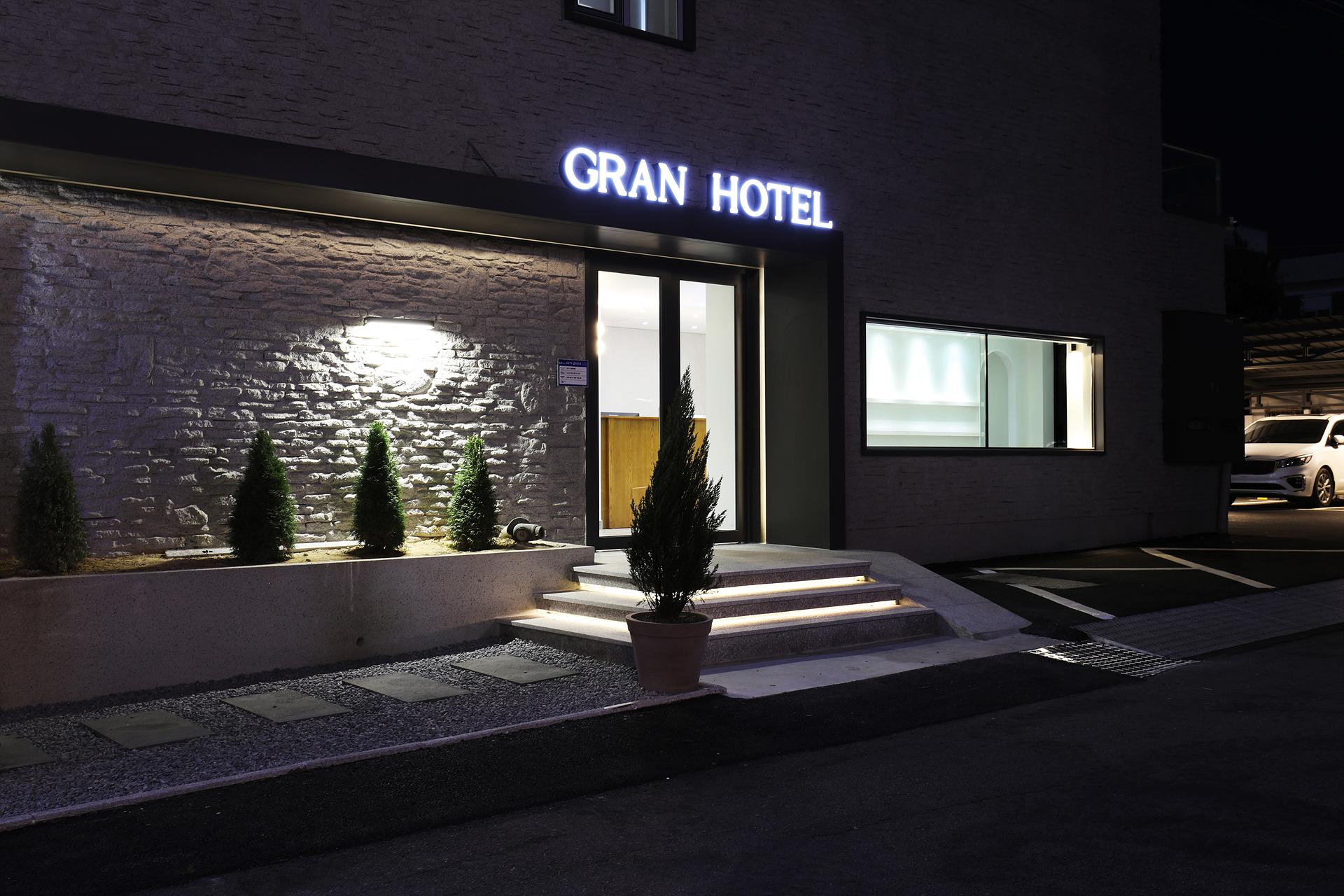 그란호텔 (Gran Hotel)