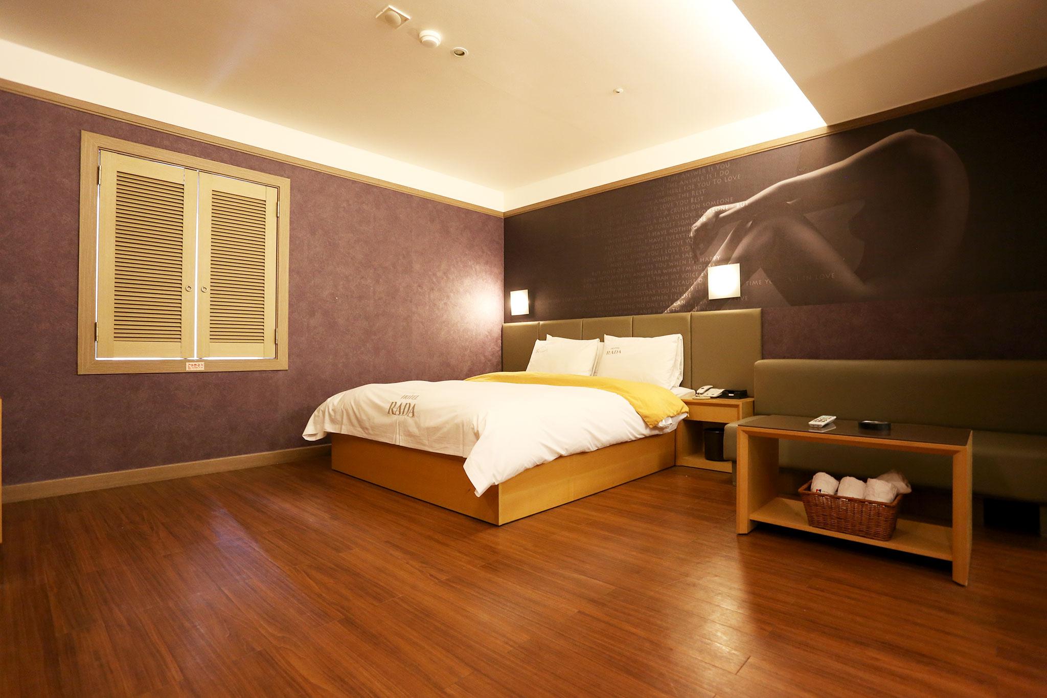 여의도 라다 (Yeouido RADA)
