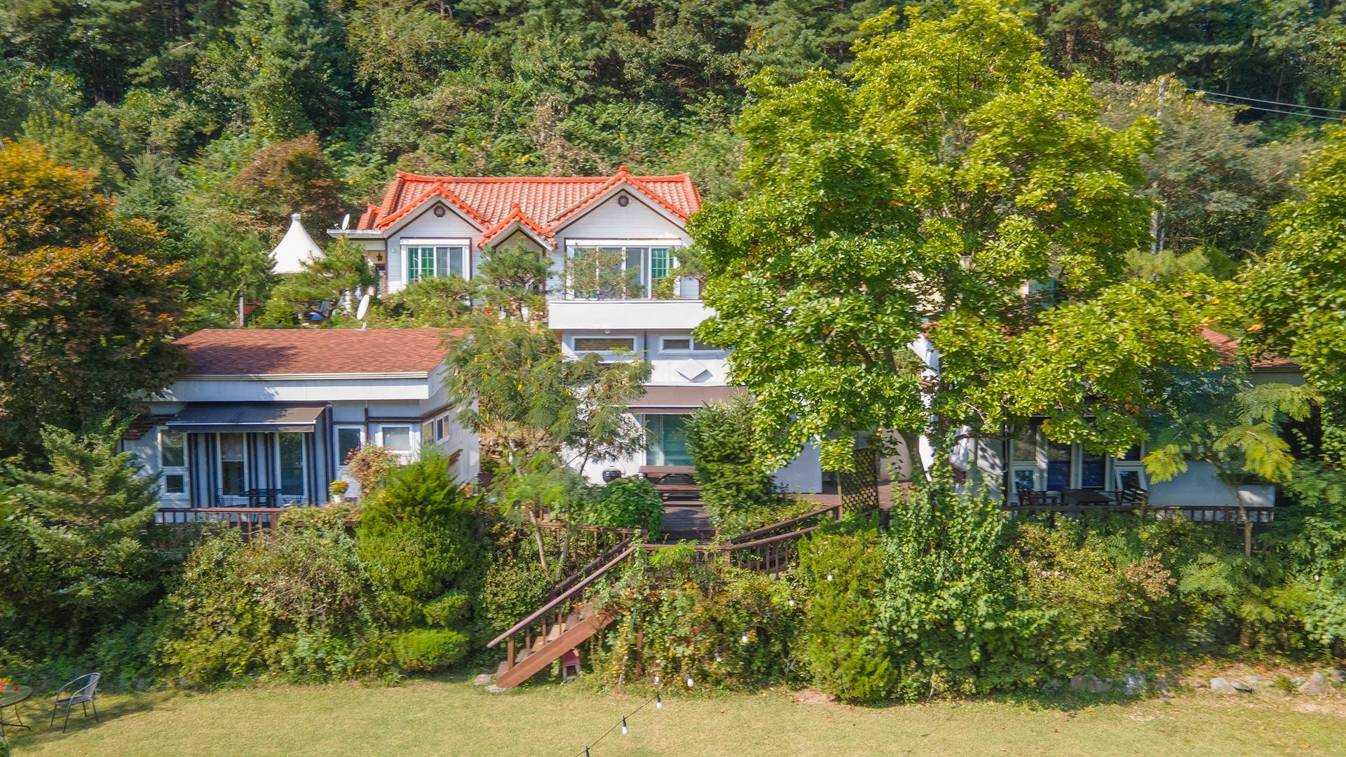 홍천 라임 오렌지 펜션 (Hongcheon Lime Orange Pension)