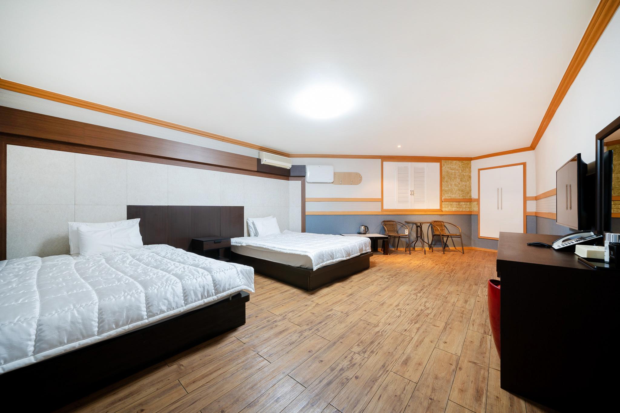 해남 우수영호텔 (Haenam Woosuyoung Hotel)