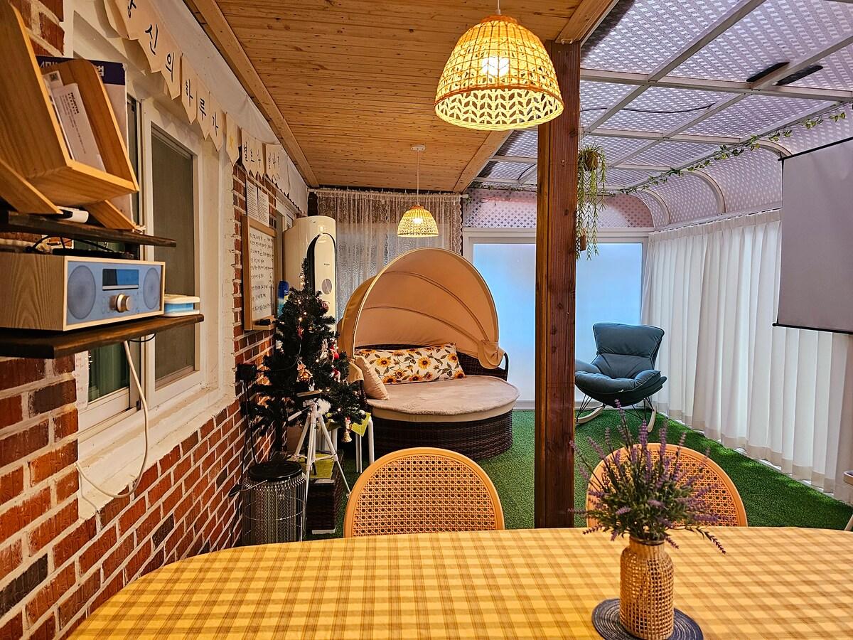 [보성군] 헬로민박(독채)바베큐+불멍+음악데크 ([Boseong-gun] Hello Guesthouse (Entire House) Barbecue + Fire Pit + Music Deck)