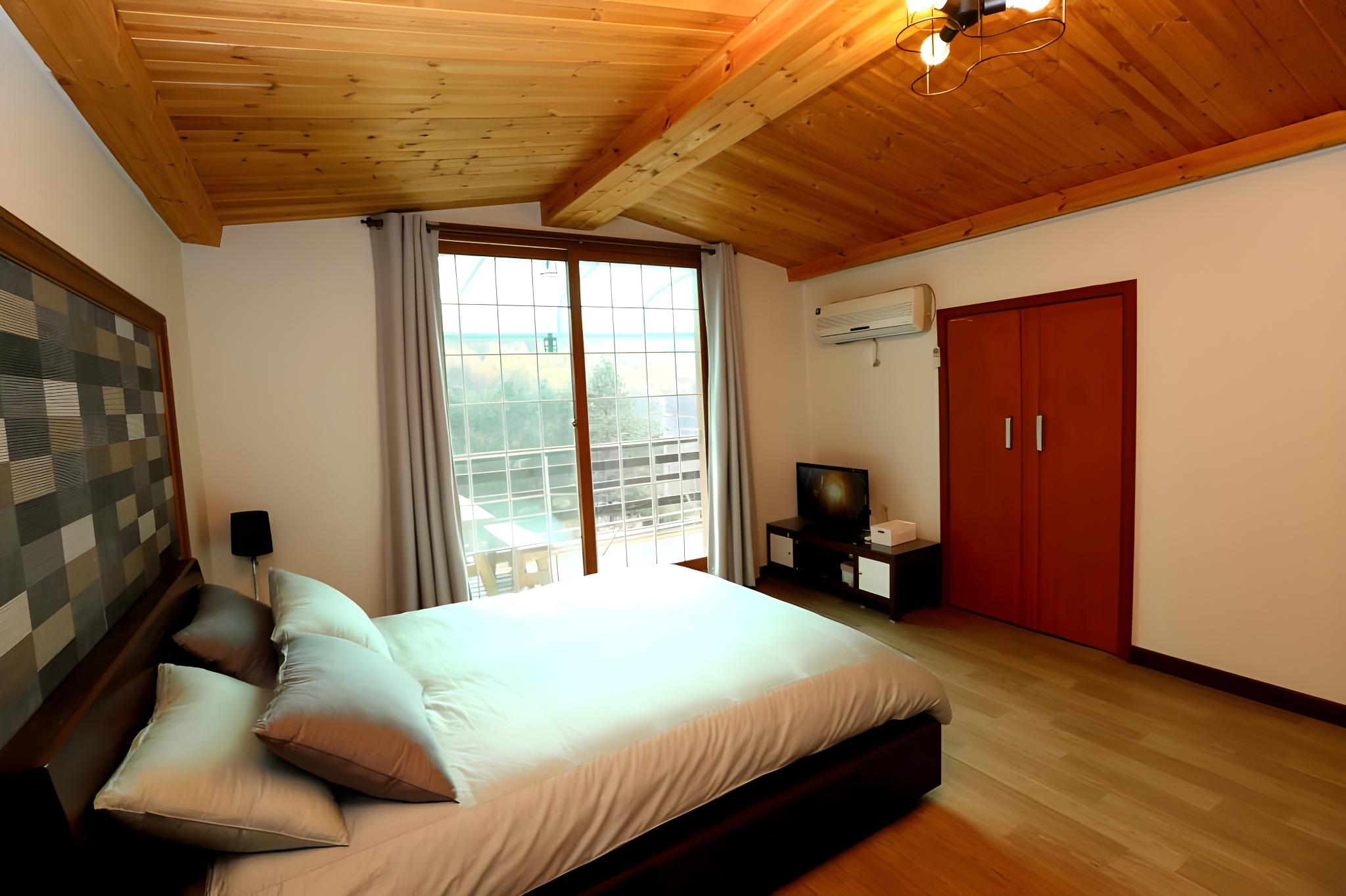 솔향기 펜션 (Pinearoma Pension)