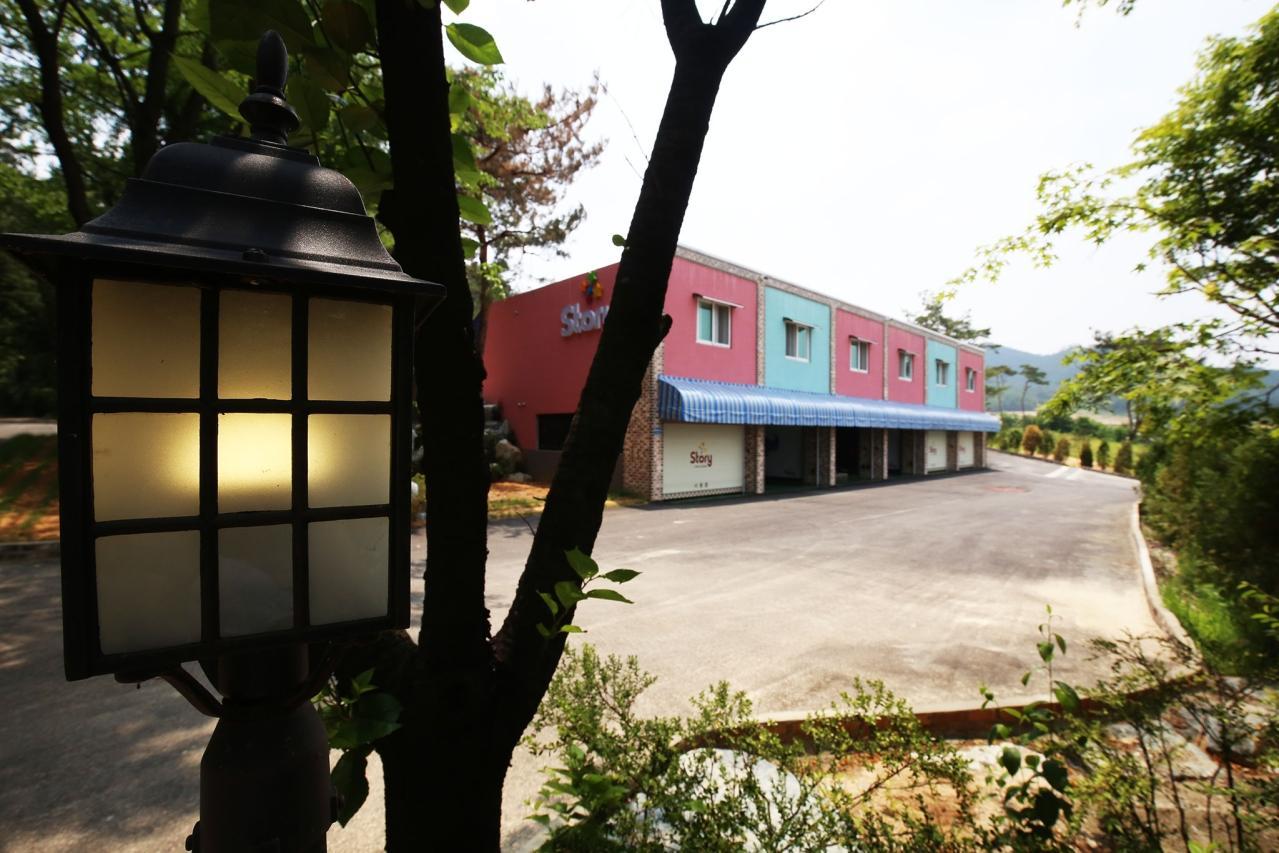 충주 스토리 무인텔 (Chungju Story Self check-in Motel)