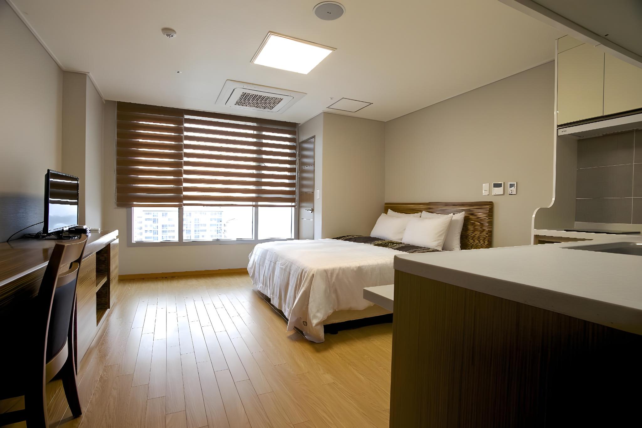 더 클래스 300 호텔 (The Class 300 Hotel & Resort)