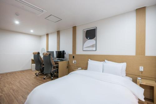 라움 스테이 비지니스 호텔 익산 (Laum Stay Business Hotel Iksan)