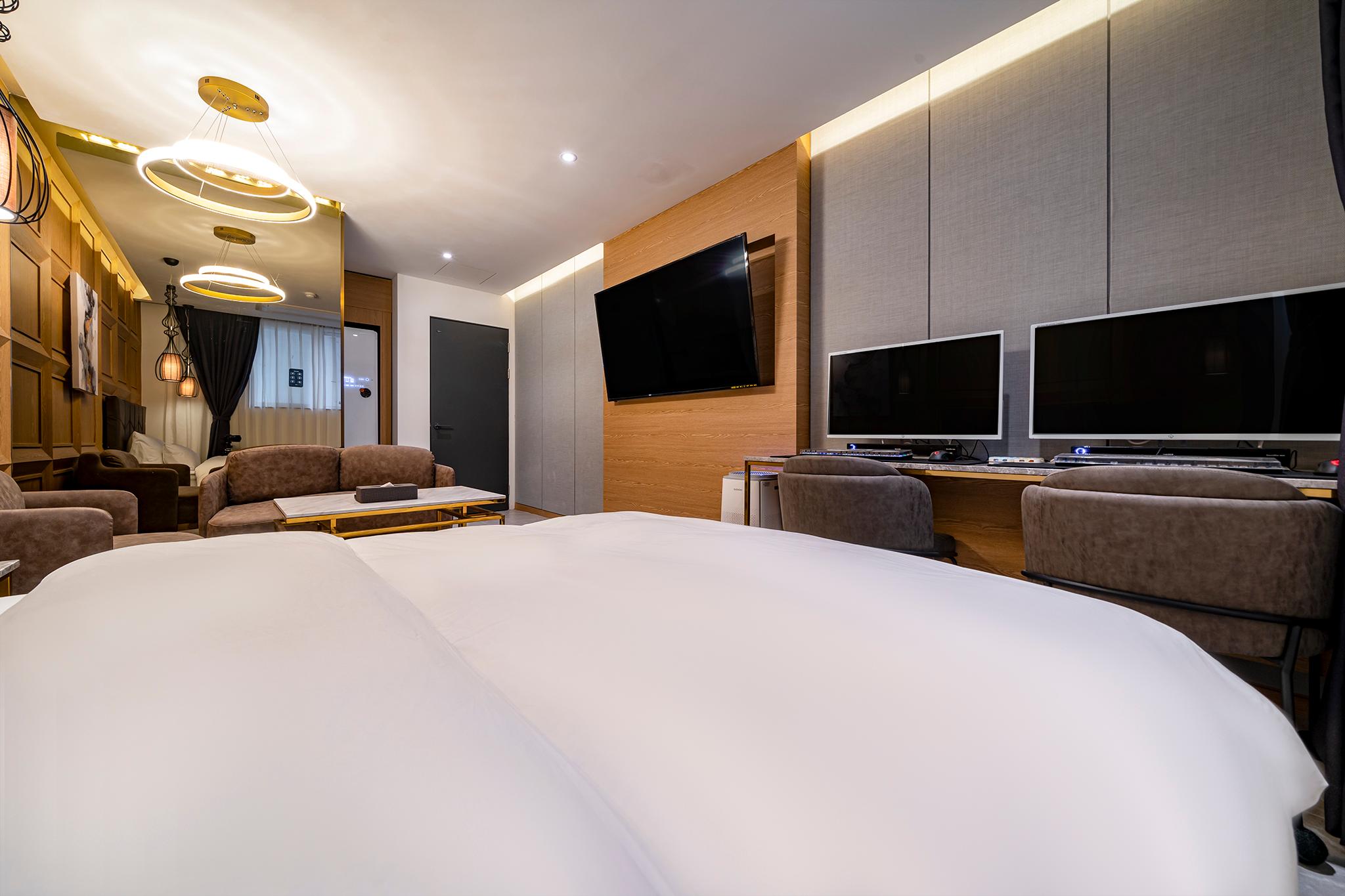 어반브라운 호텔 충주시청점 (Urban Brown Hotel Chungju City Hall)