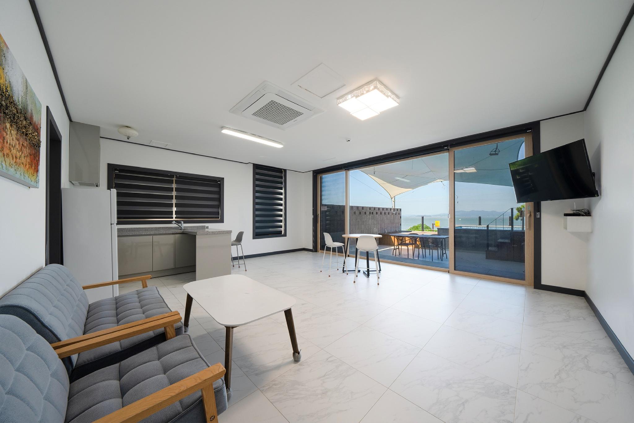 여수 피스테라 오션뷰 풀빌라 스파 펜션 (Yeosu Fisterra Ocean View Pool Villa Spa Pension)