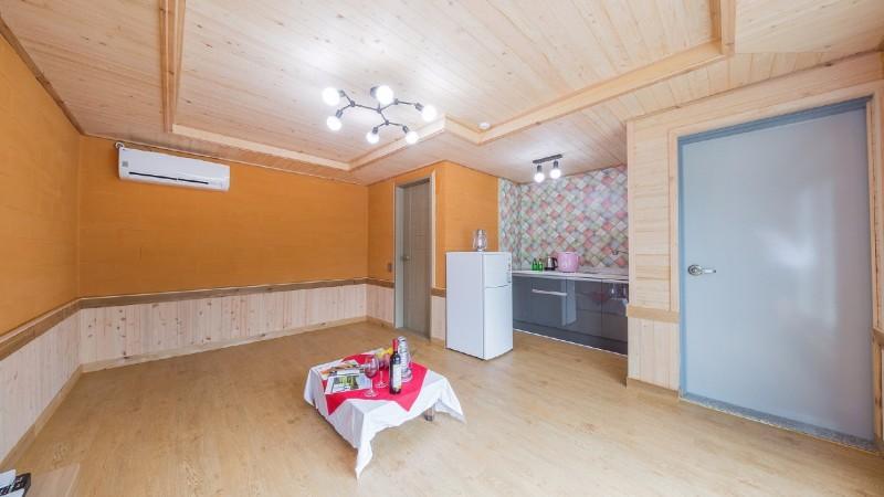 광양 섬진강금터펜션 (Gwangyang Seomjingang Geumteo Pension)