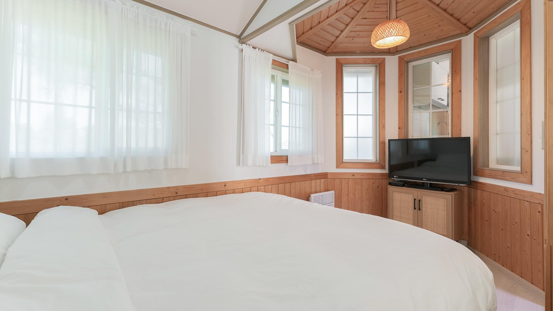 태안(안면도)비바온 풀빌라 펜션(태안빛축제 도보1분) (Taean (Anmyeondo) Vivaon Pool Villa Pension (1-minute walk from Taean Light Festival))