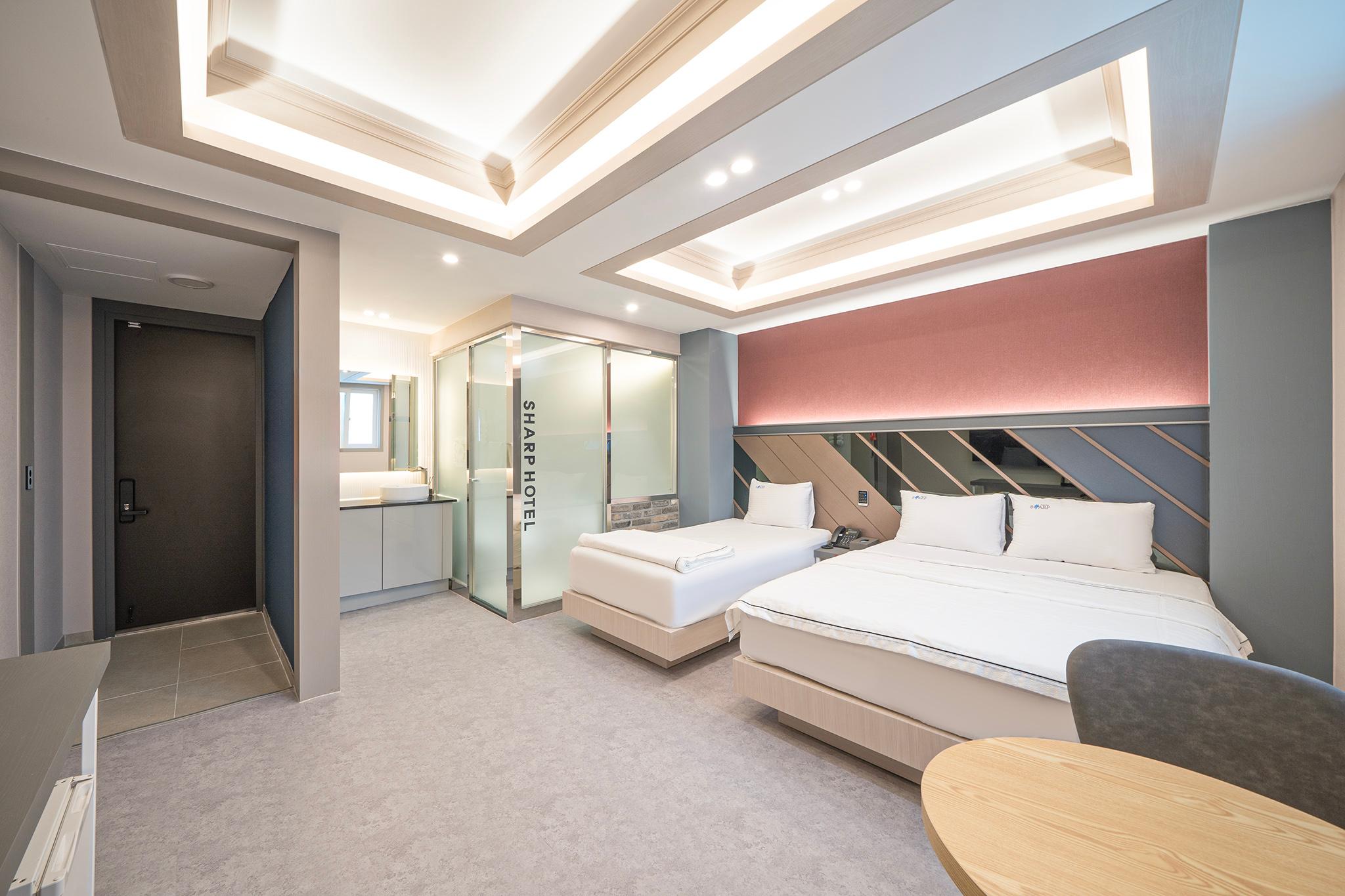 샵 호텔 (Sharp Hotel)