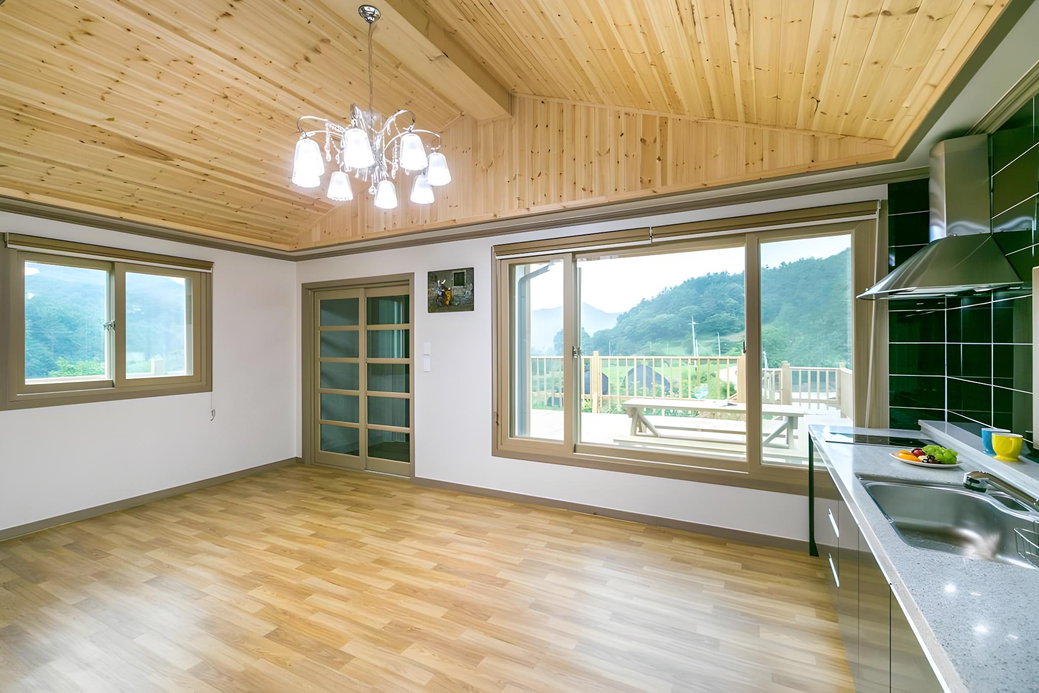 윤슬 펜션 (Yoonsul Pension)