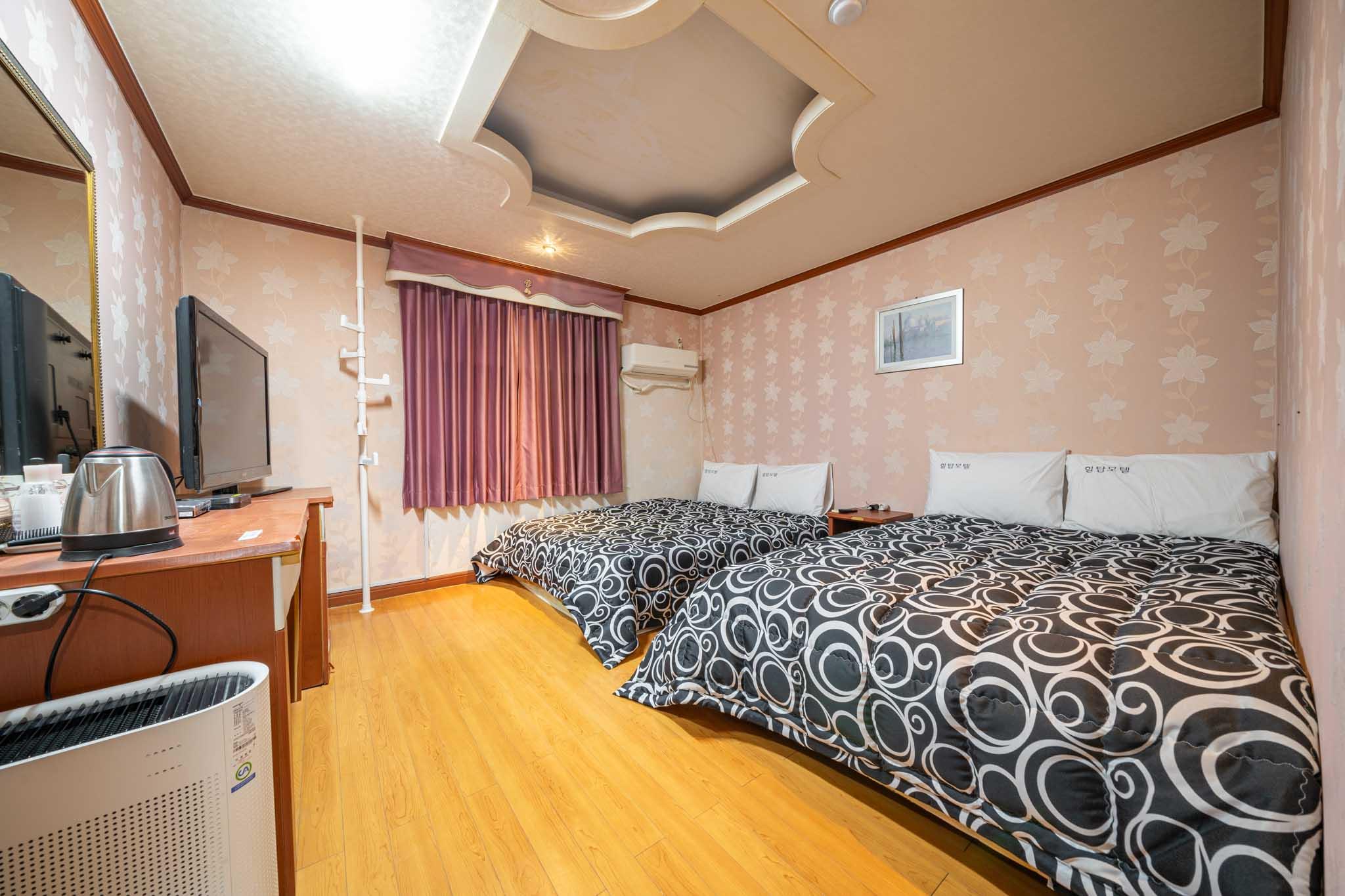 힐탑 모텔 아산 (Hilltop Motel Asan)