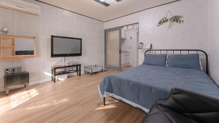 5959Pet friendly pension