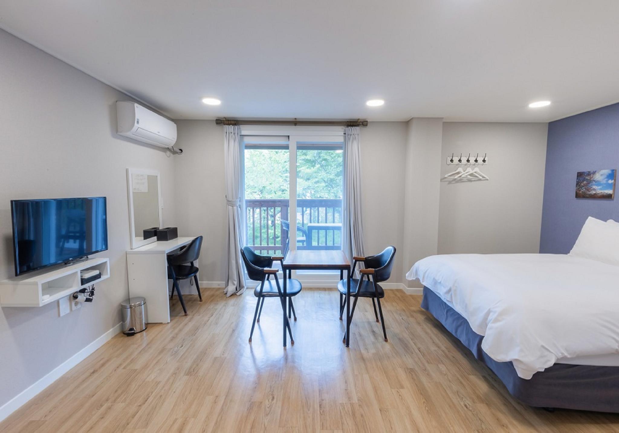 지리산 풍경 펜션 (Jirisan Parkview Pension)