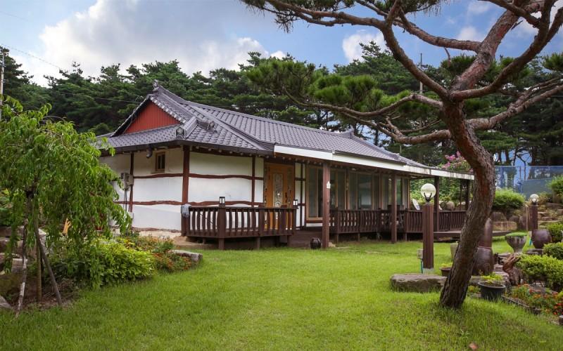 예산 숲속펜션 (Yesan Forest Pension)
