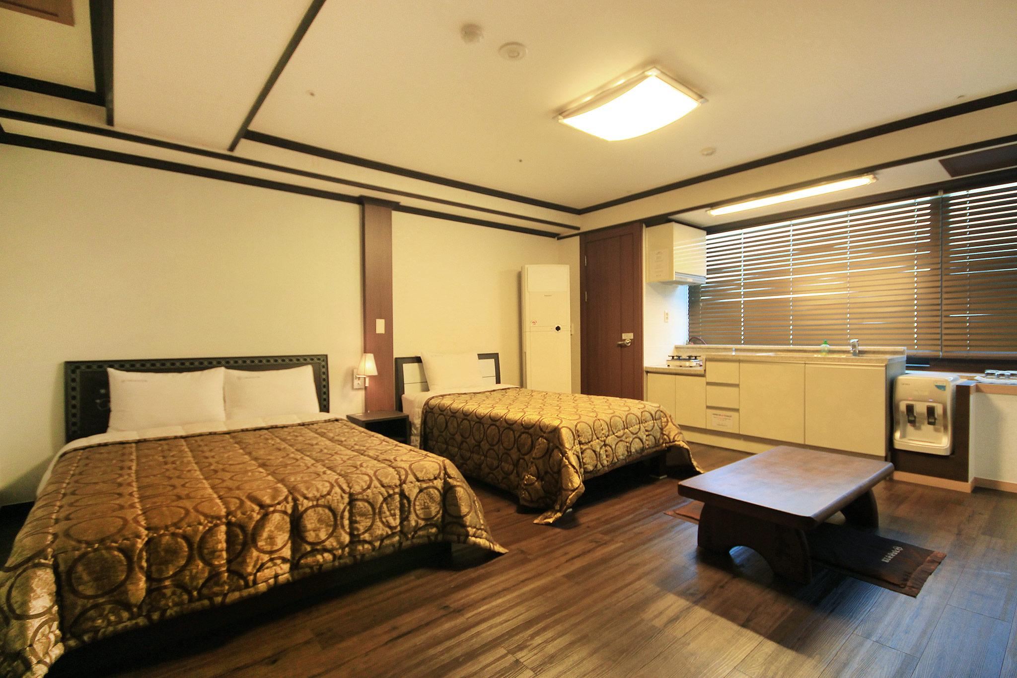 목포 가족 관광 호텔 (Mokpo Family Tourist Hotel)