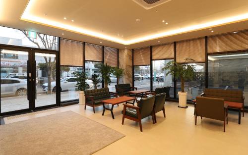 호텔 그랜드 베이 (Hotel Grand Bay)