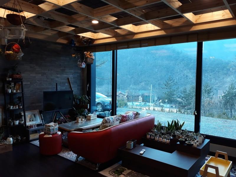 단양 갤러리하우스펜션 (Danyang Gallery House Pension)