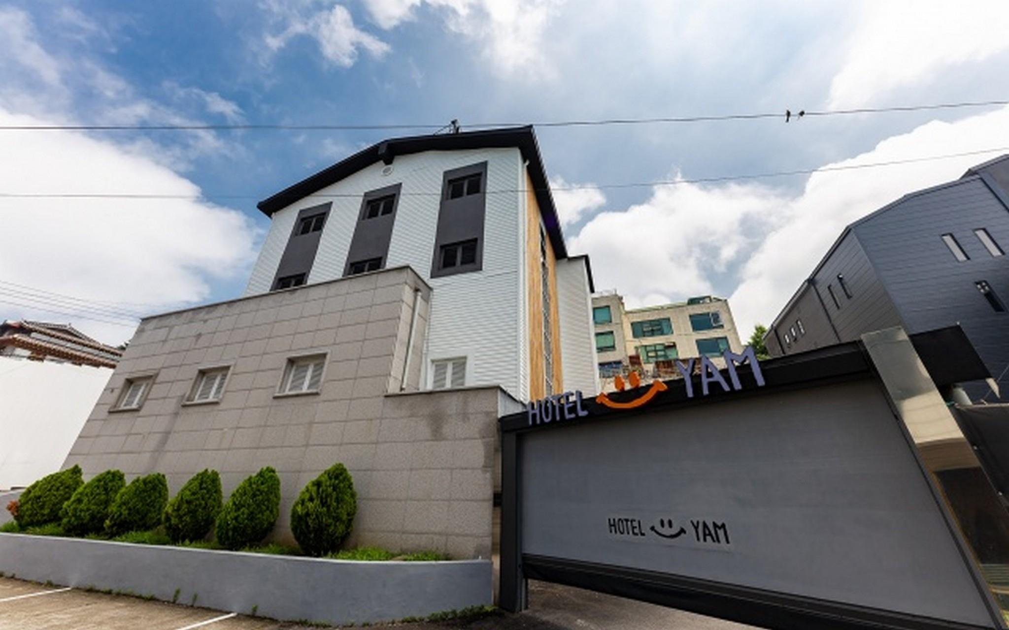 YAM 인천송도점 (YAM Incheon Songdo Branch)