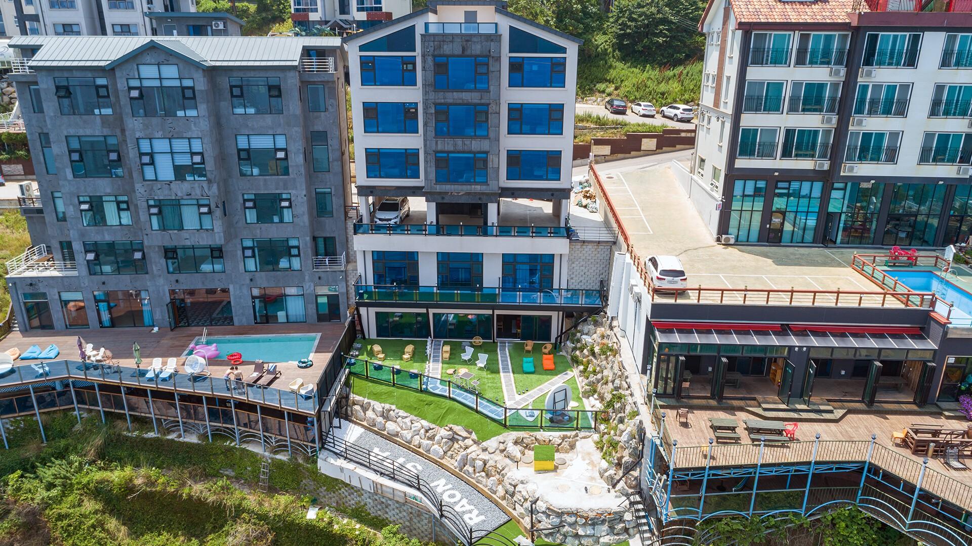 삼척 라온스파 펜션 (Samcheok Laon Spa Pension)