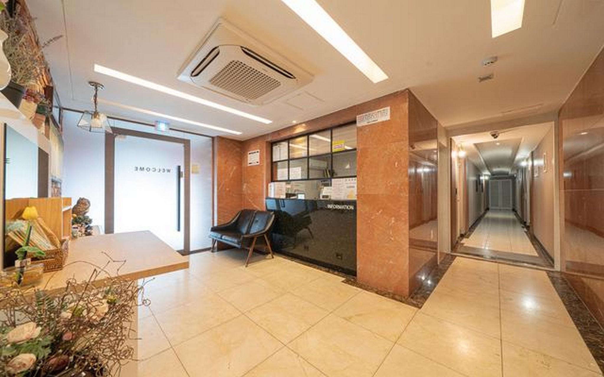 웨인스코트 호텔 (Ilsan (Daehwa) Wainscot Hotel)