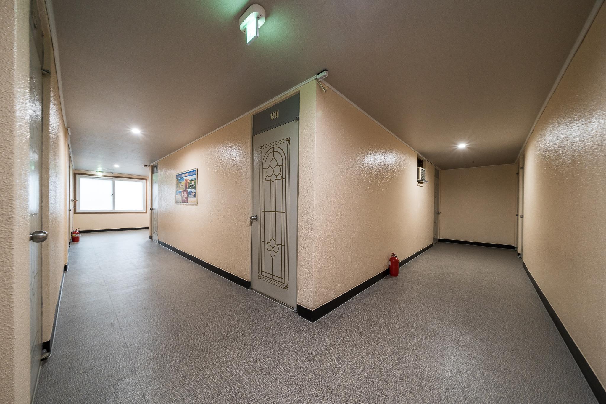 홍천 더스테이모텔 (Hongcheon the stay motel)