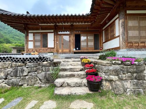 완주한옥 펜션휴림 (wanjuhanog pensyeonhyurim)