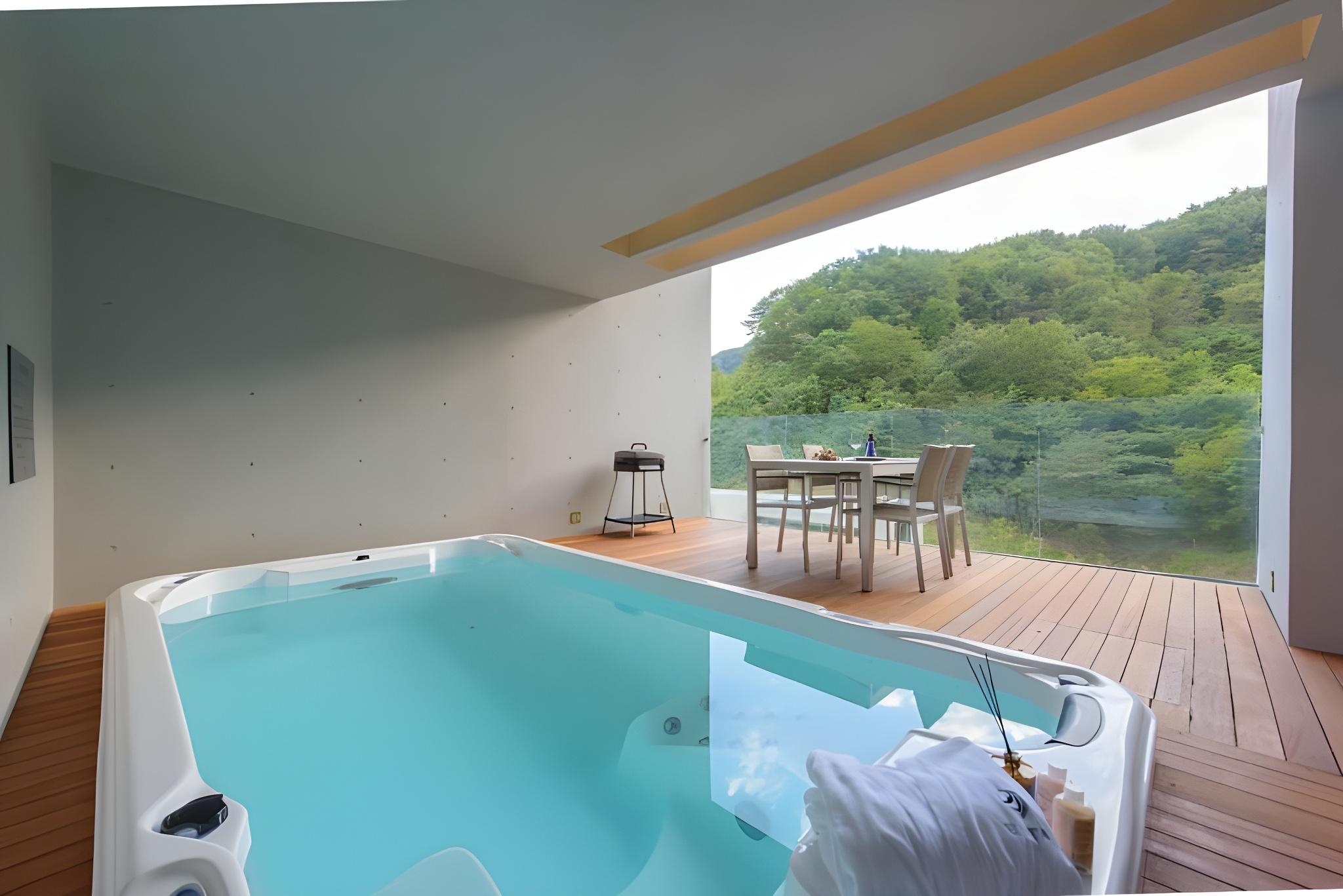 정읍 엘리스테이풀빌라 (Jeongeup Elli Stay Pool Villa)
