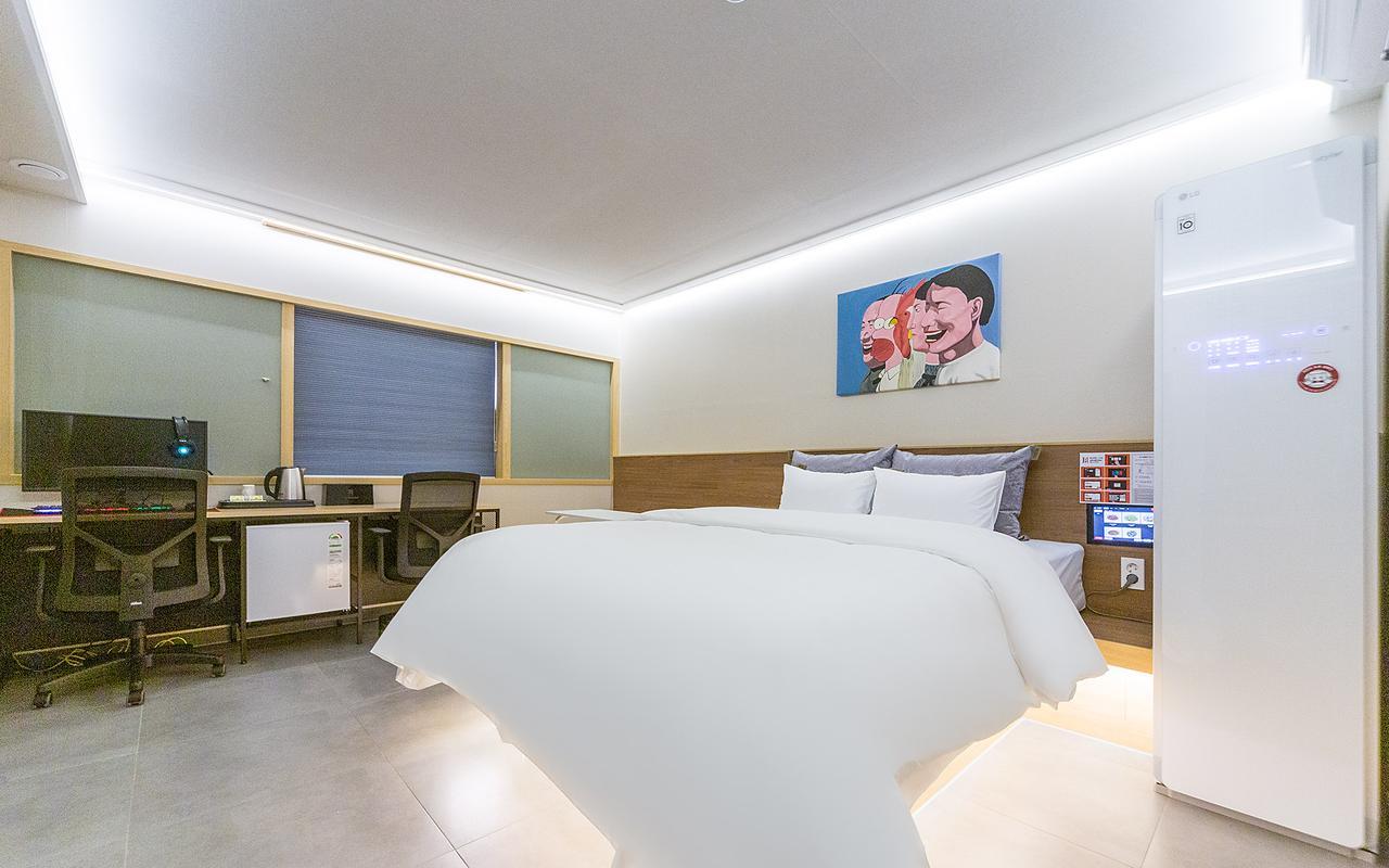 호텔더아라보다 화정점 (Gwangju Hwajeong-dong Hotel The Araboda)