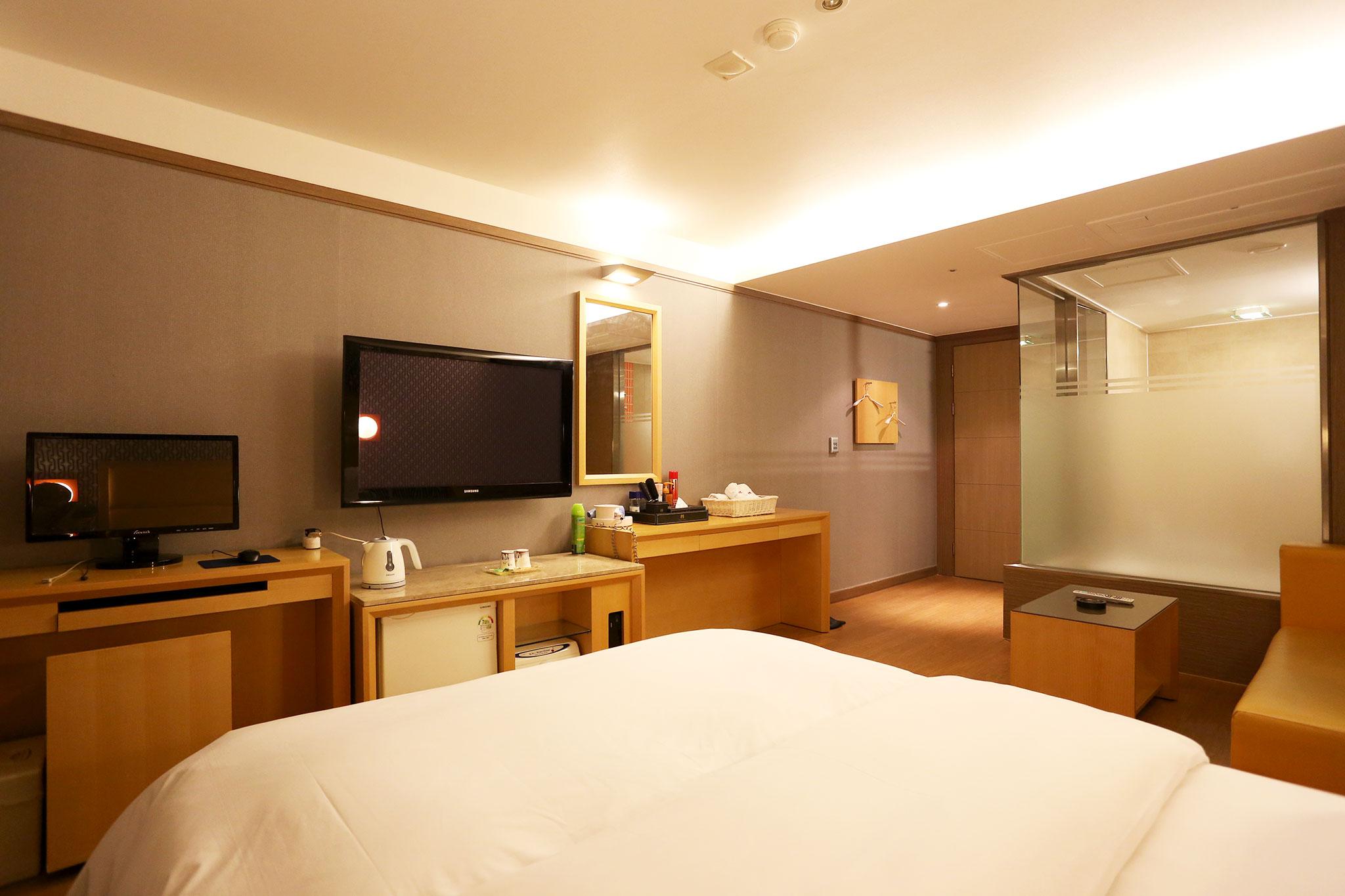 여의도 라다 (Yeouido RADA)