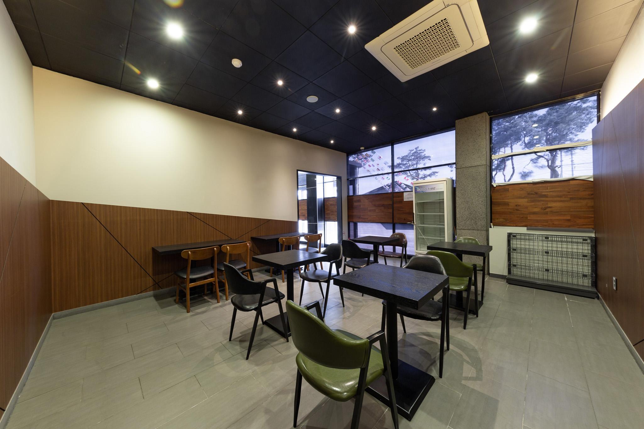 예산 자자호텔 (Yesan JaJa Hotel)