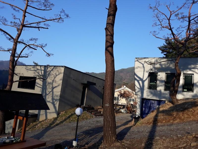 단양 갤러리하우스펜션 (Danyang Gallery House Pension)