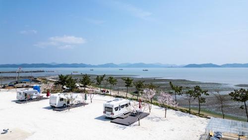 Boseong Gaeksan Caravan Pension